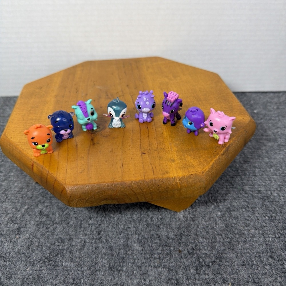 Hatchimals‎ Colleggtibles Lot of 8 Mini Figures Mixed Animals Fantasy Creatures